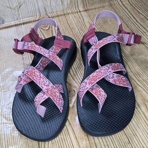 Chaco Women's Pink and Black Strappy Sandals Size 10